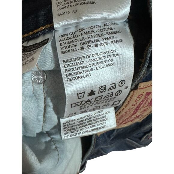 Nice Levi's 501 original Dark wash Levi’s 501 shorts with cute cherry detail siz - Picture 6 of 9